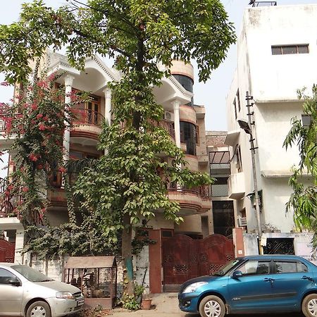 N.Homestay Agra  Eksteriør bilde