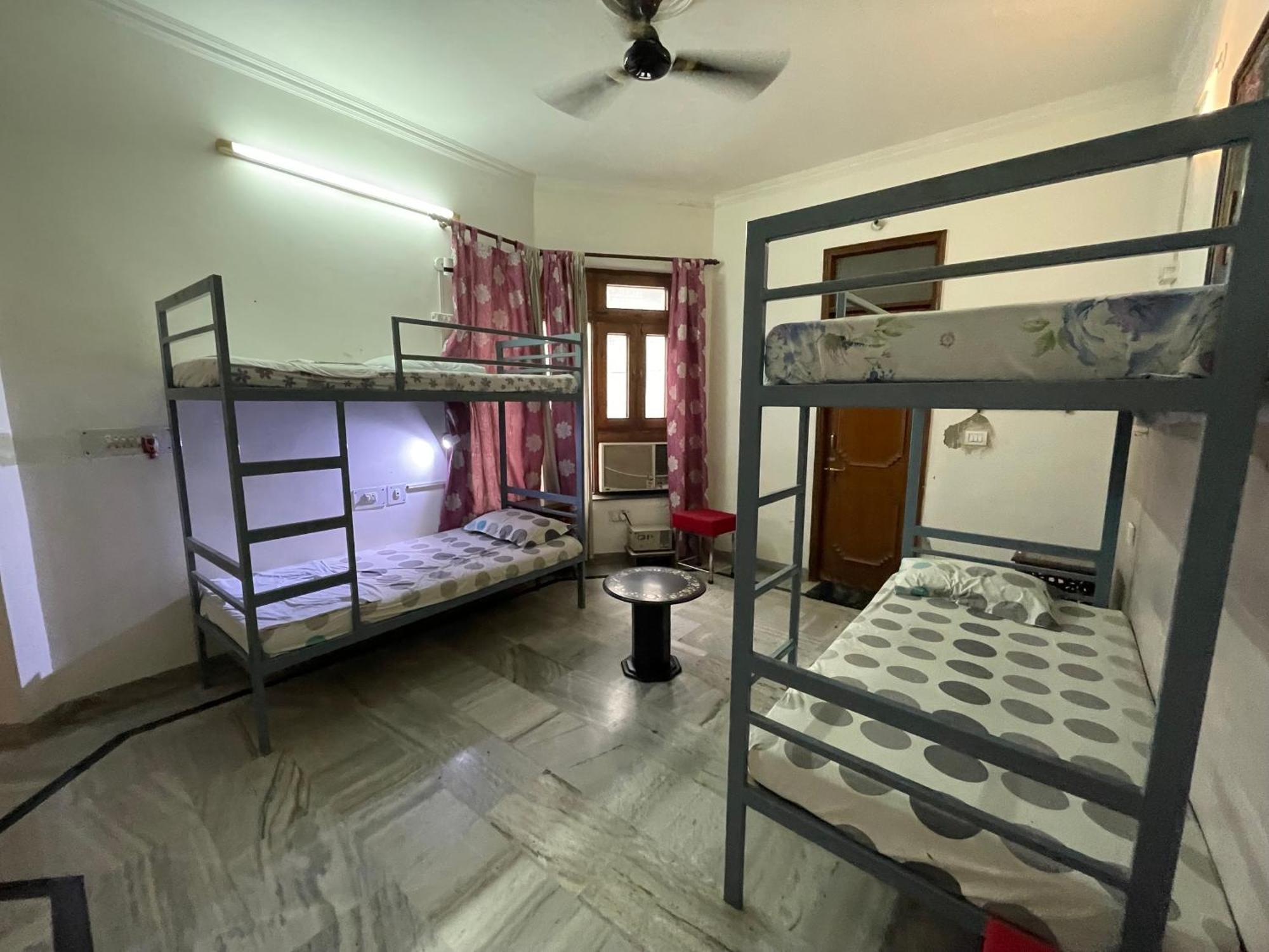N.Homestay Agra  Eksteriør bilde