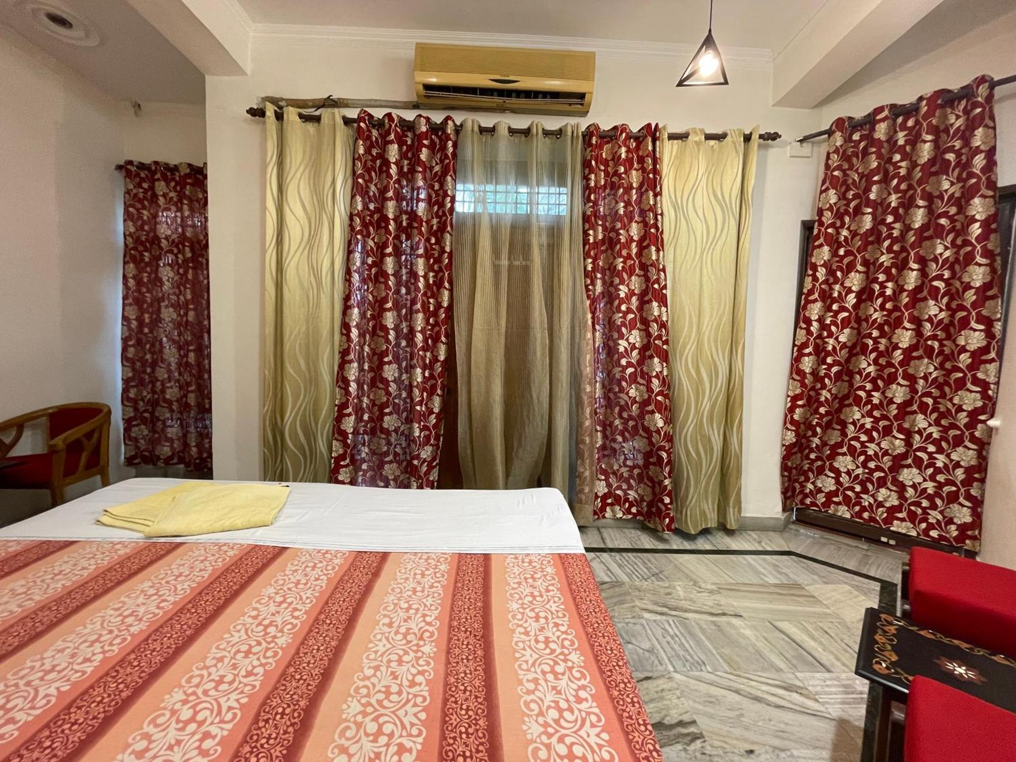 N.Homestay Agra  Eksteriør bilde