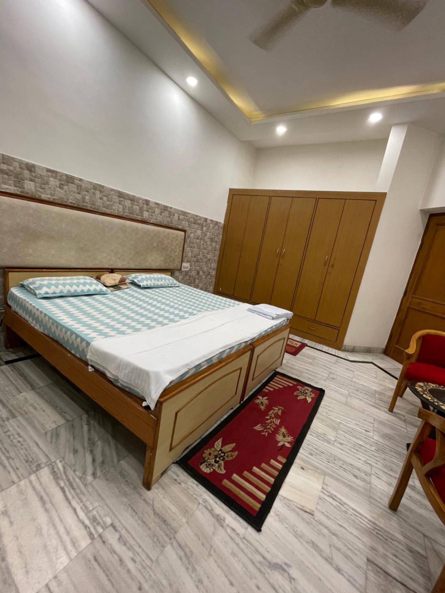 N.Homestay Agra  Eksteriør bilde