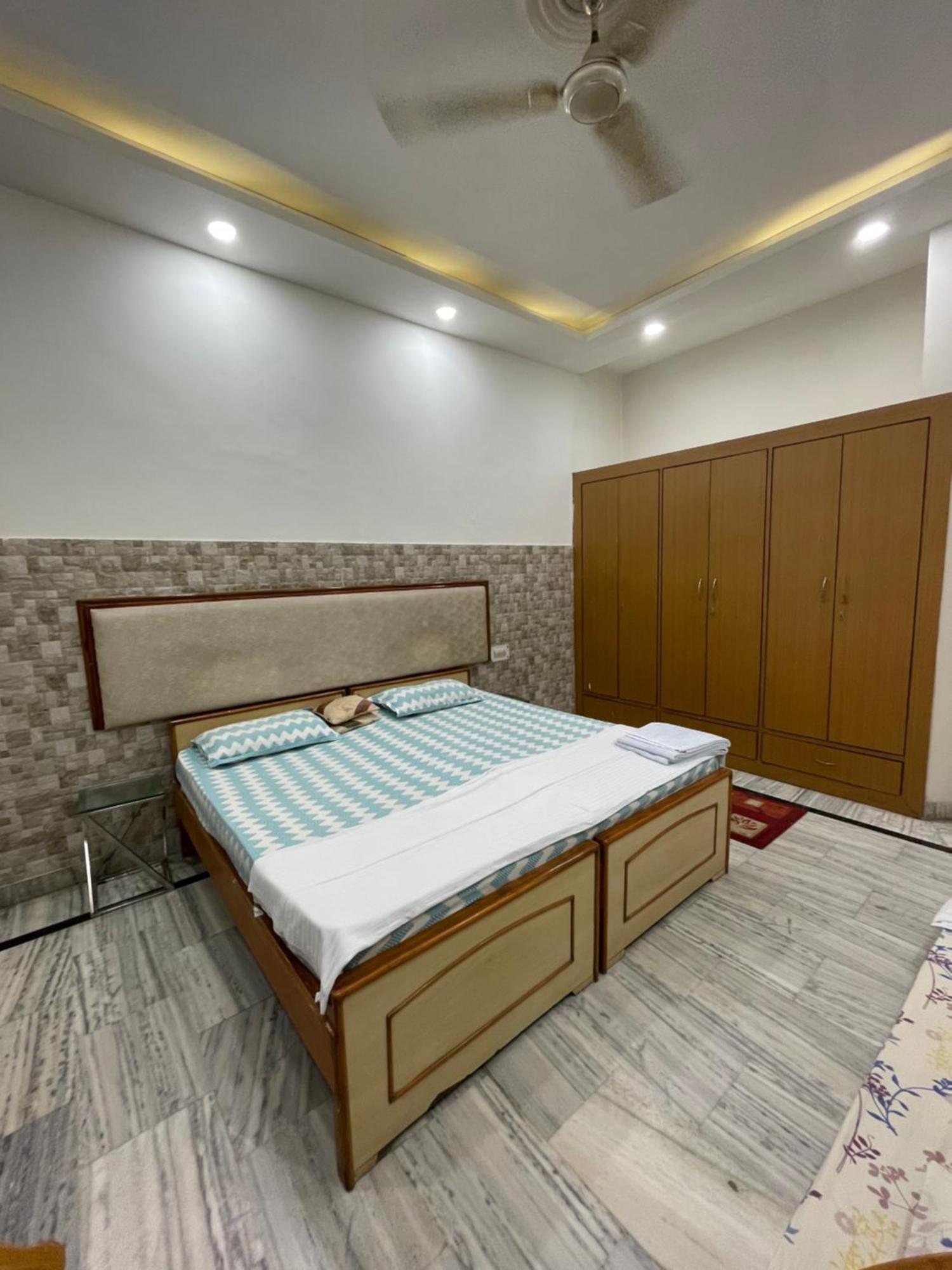 N.Homestay Agra  Eksteriør bilde