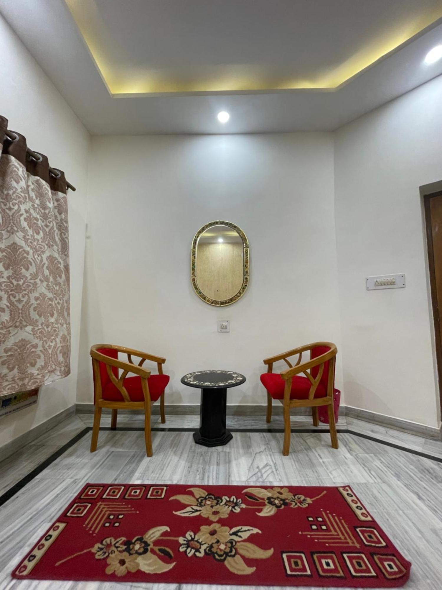 N.Homestay Agra  Eksteriør bilde