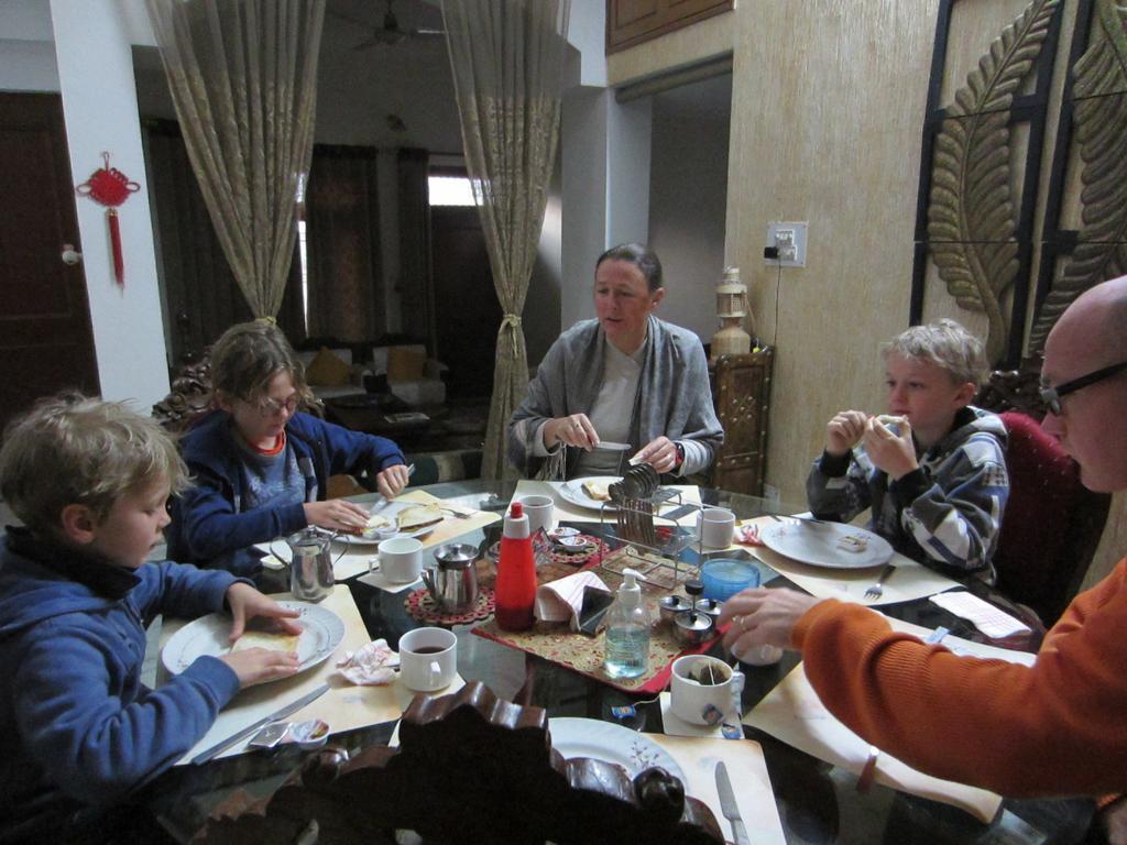 N.Homestay Agra  Eksteriør bilde